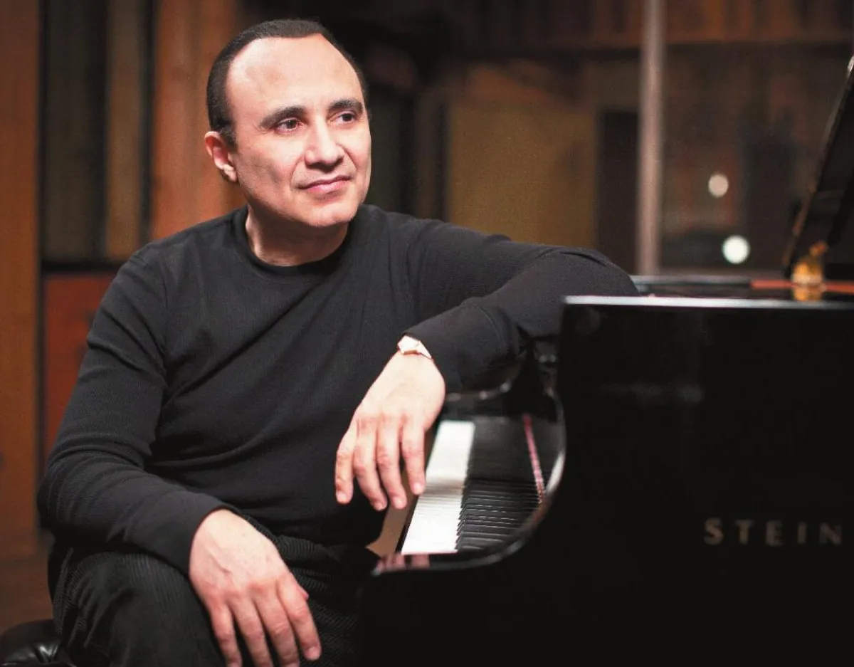 華麗鋼琴手狂想夜征服樂迷