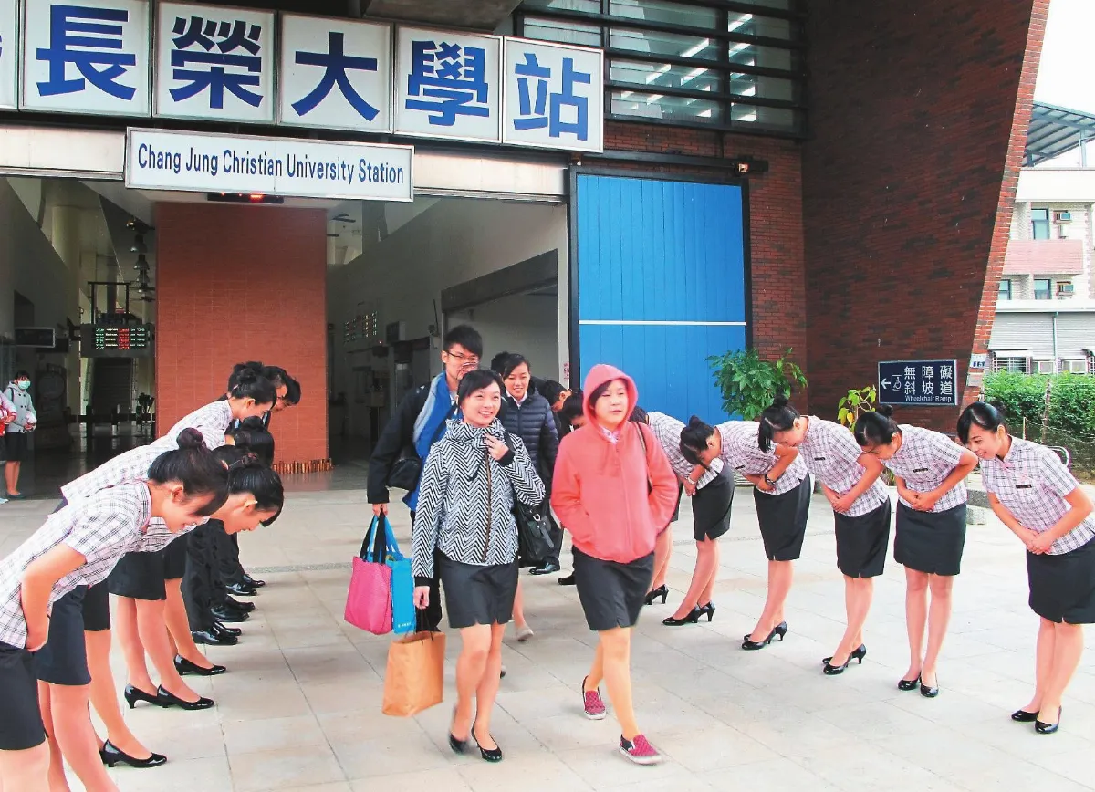 長榮大學早安！您好溫暖社會