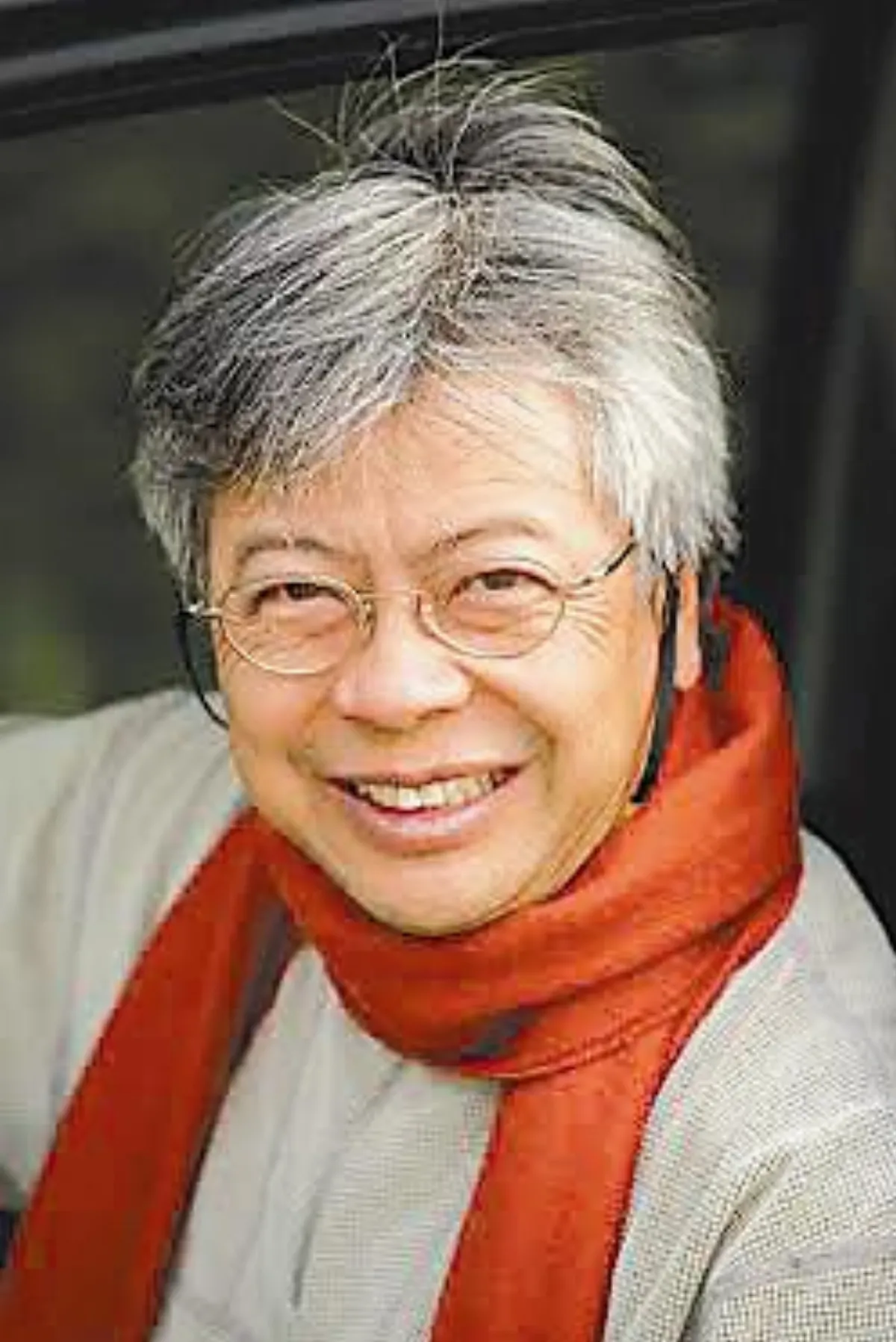 華人世界終身成就獎黃效文探險世界 保護文化與動物