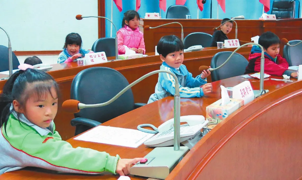 小鎮代模擬議事 體驗民主
