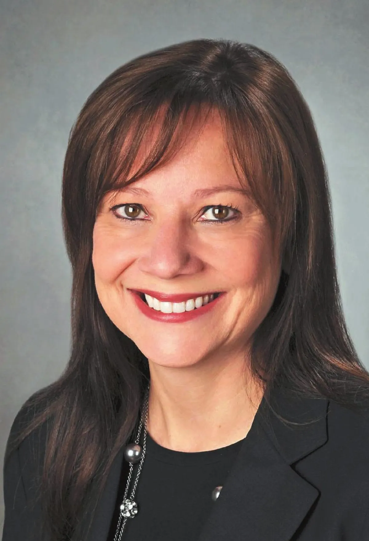 汽車業百年首見通用聘任女CEO