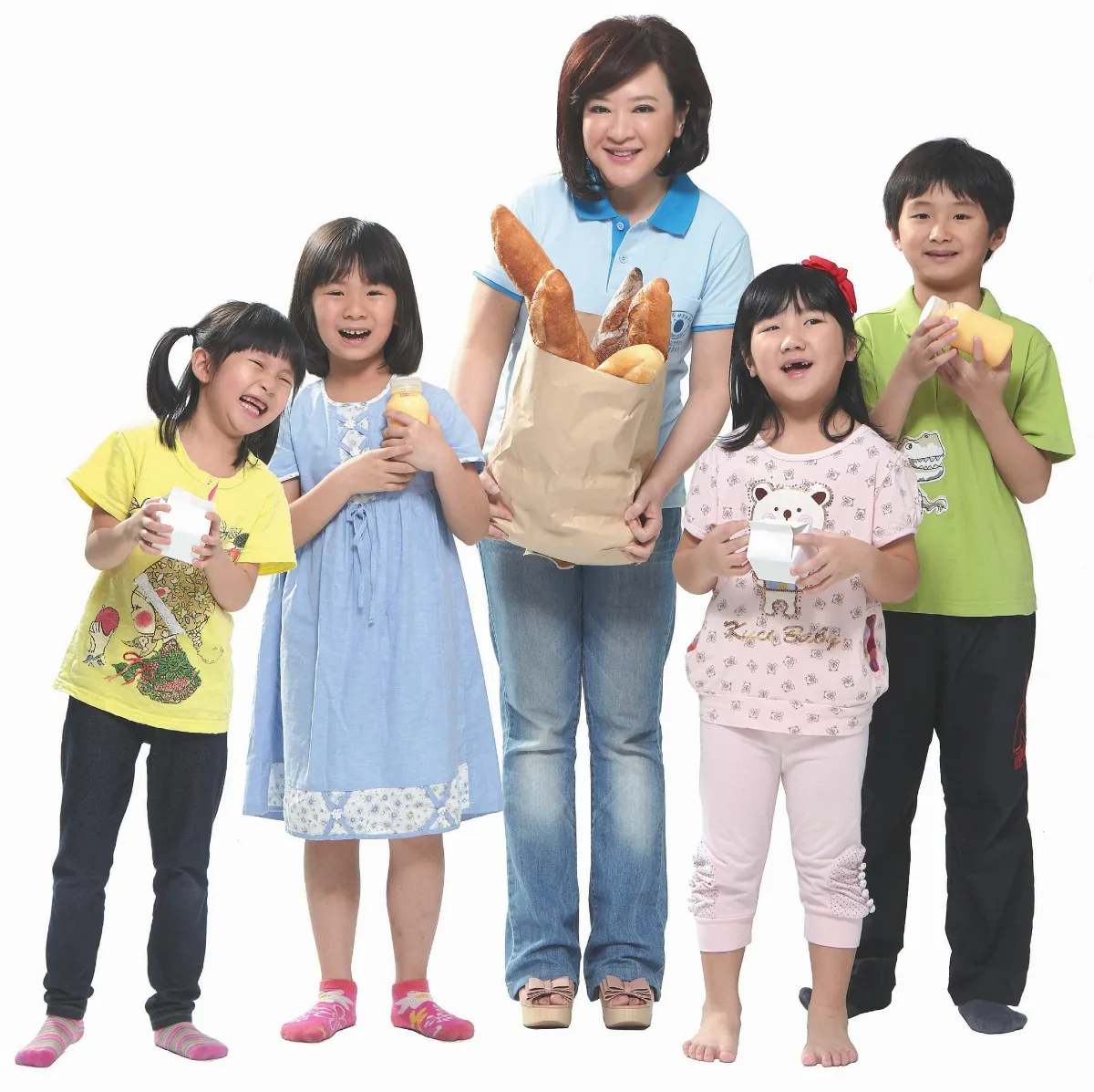 挨餓兒喝水止飢　救助貧童　從早餐開始