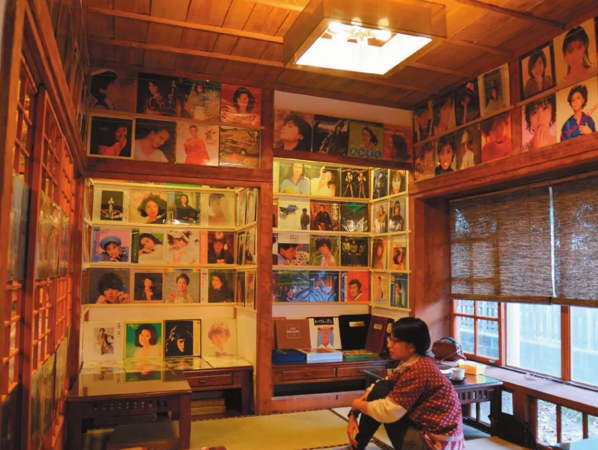 典藏8千張 雲林日據警察宿舍 流洩黑膠音樂