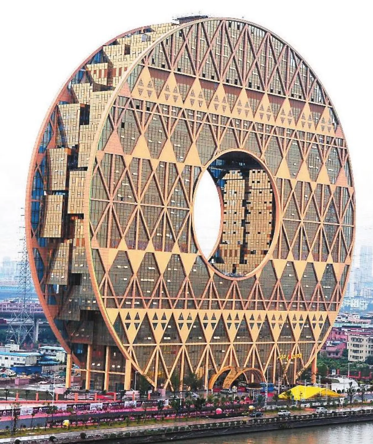 廣州土豪圓落成
