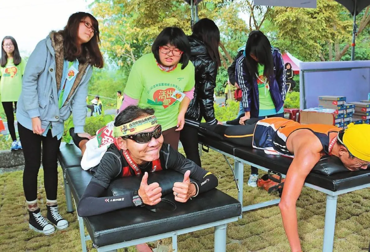 全球首見 當佛祖與天主一起跑