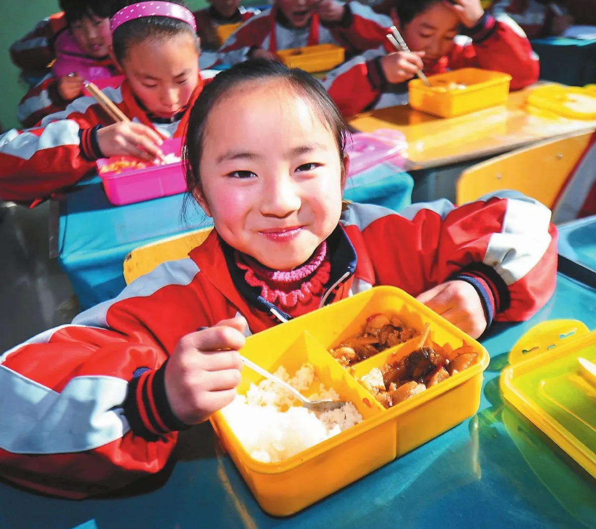 習近平：中國人的飯碗裝中國糧