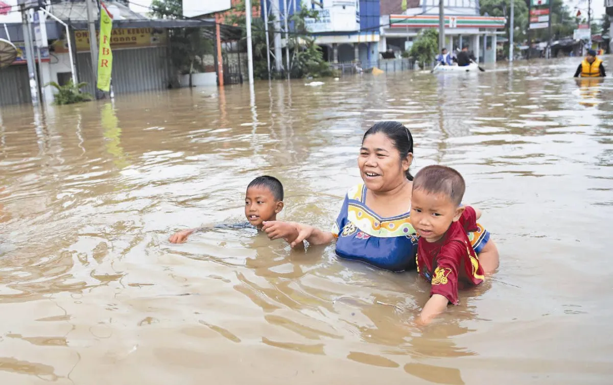 暴雨成災 雅加達列警戒狀態