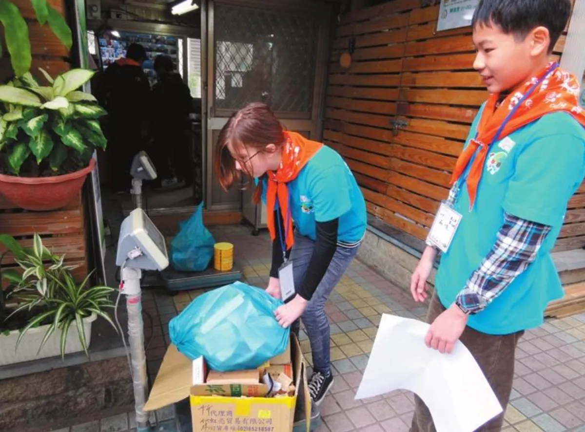 【社區部落格】新北環保小局長 體驗清潔工作
