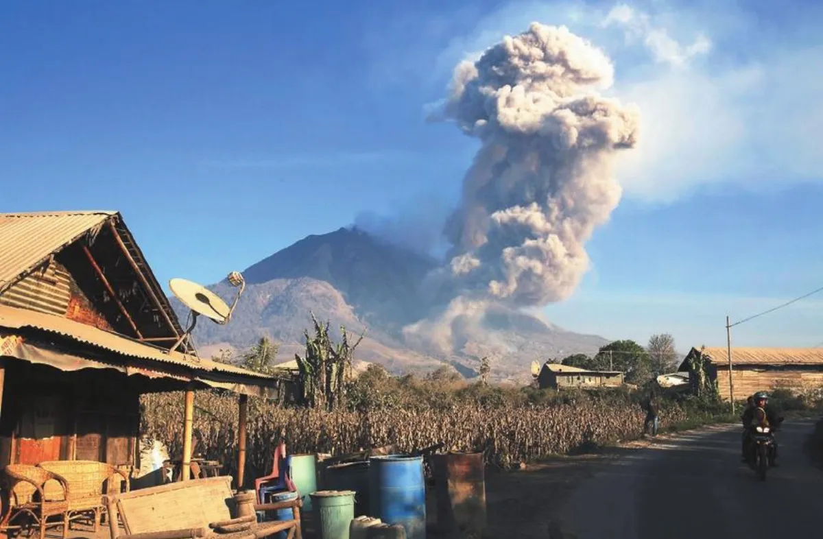 印尼火山爆發10死