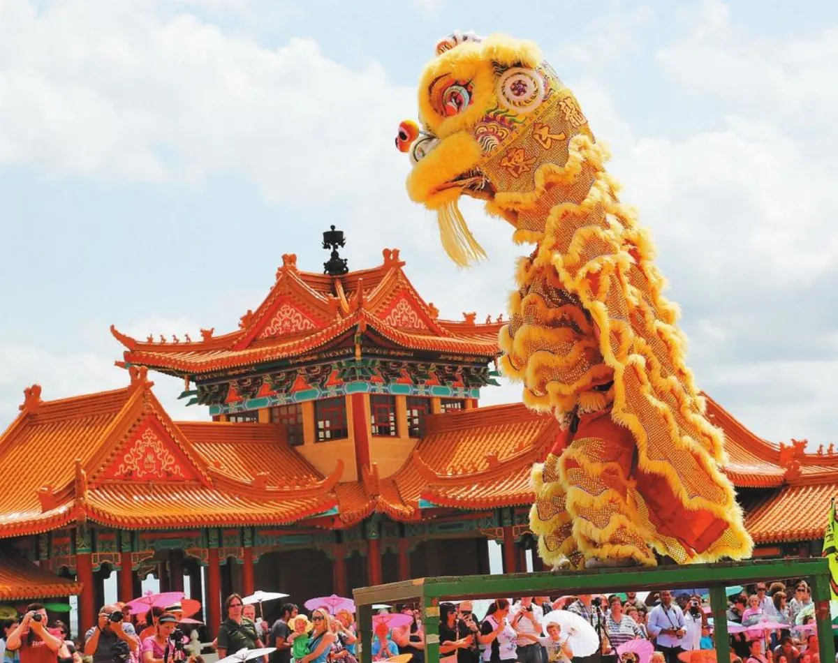 抄經、叩鐘、禮佛 南華寺喜迎春