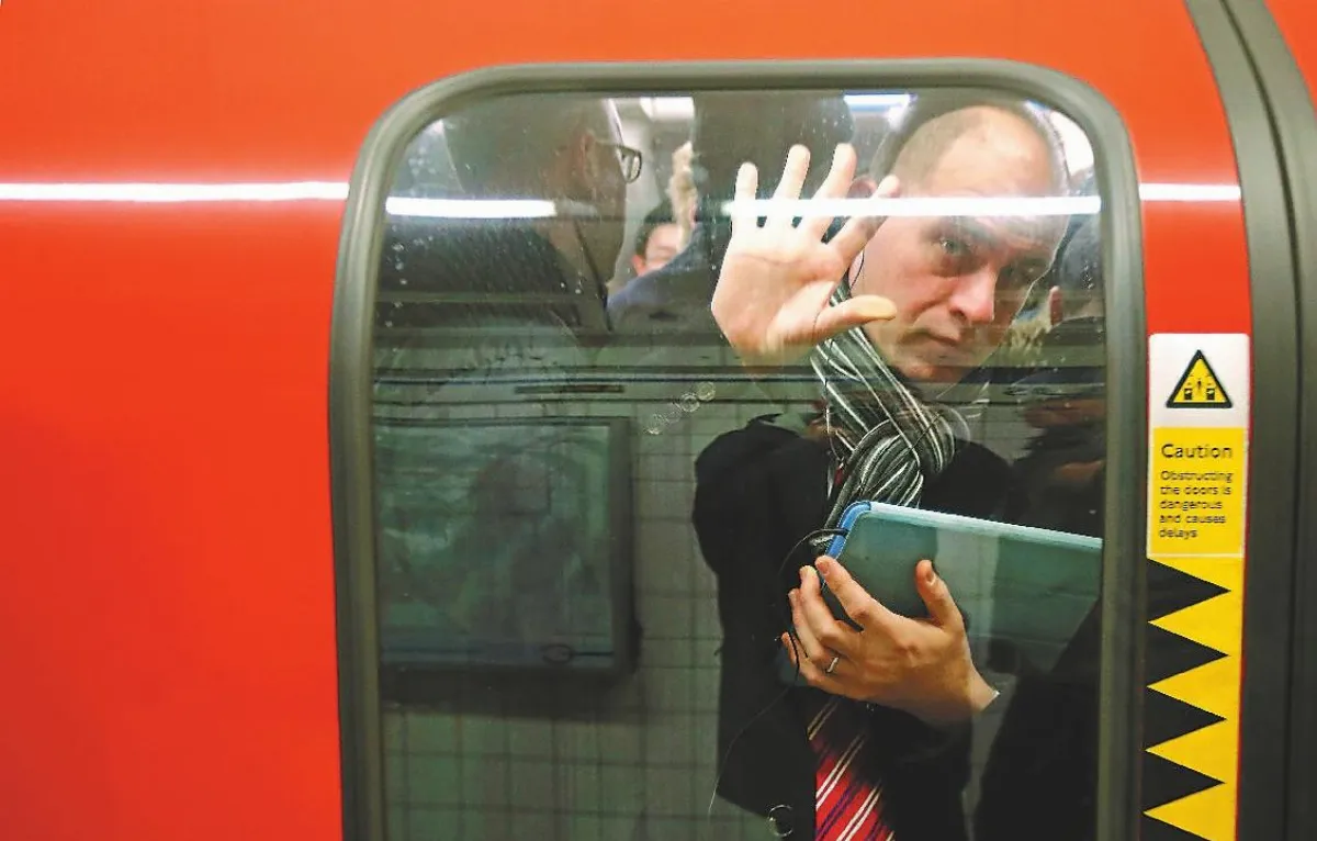 新聞特寫 倫敦地鐵交通大亂