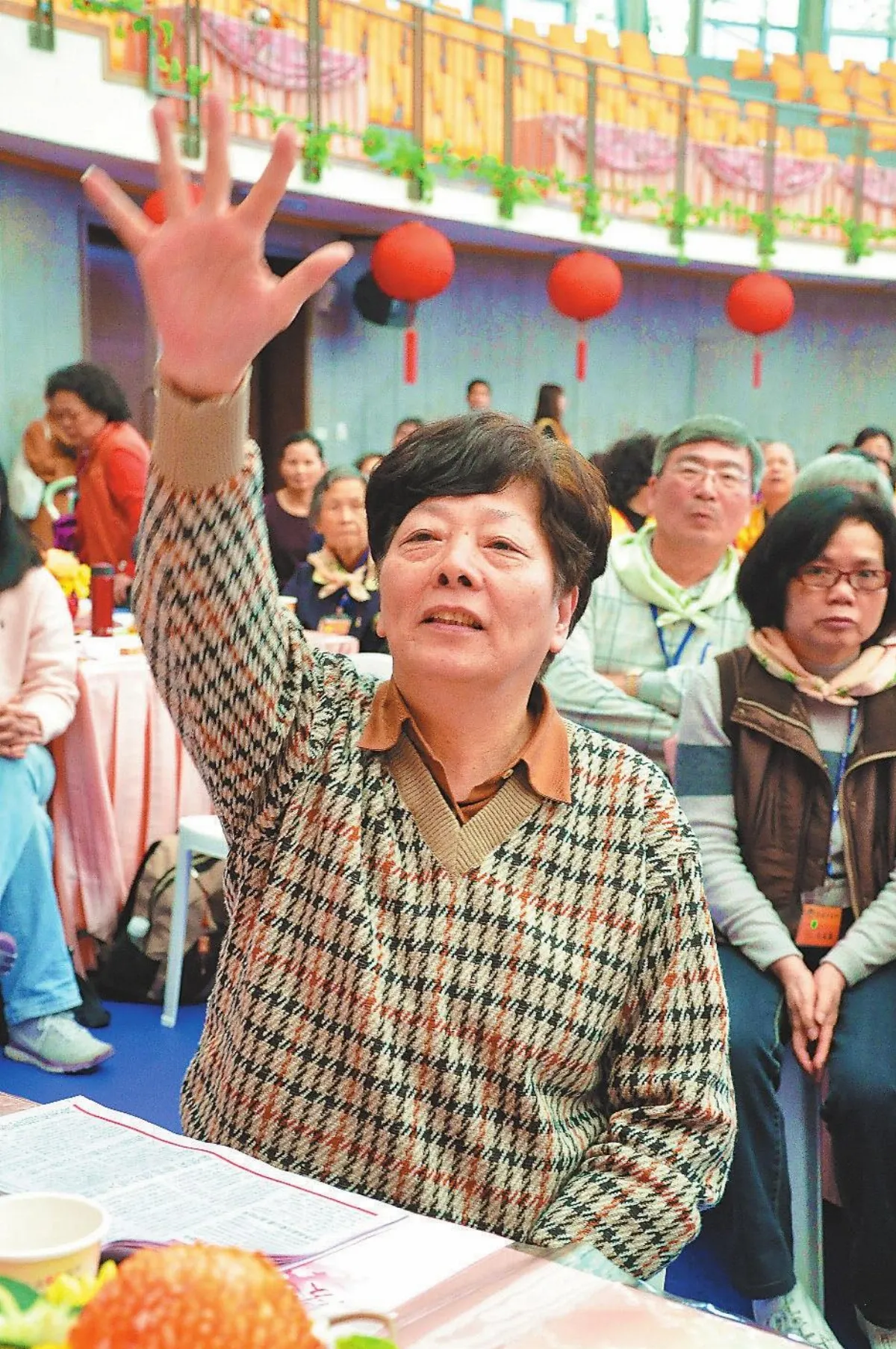 每月捐百元 建5所大學