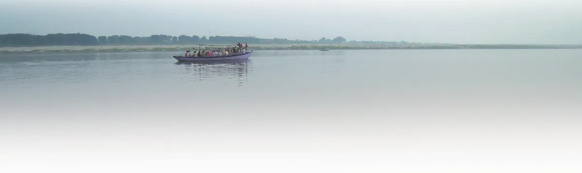 印度閱讀之旅13我們靜靜地遊河