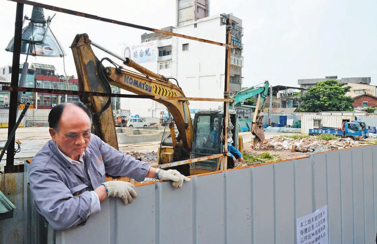 家族內鬨 文林苑案玩不起 王耀德自拆組合屋