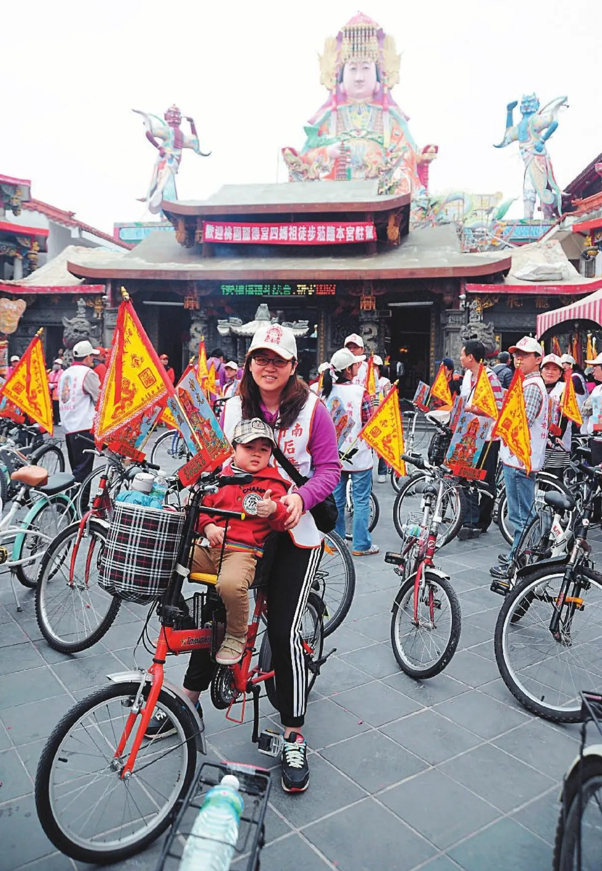 騎鐵馬迎媽祖