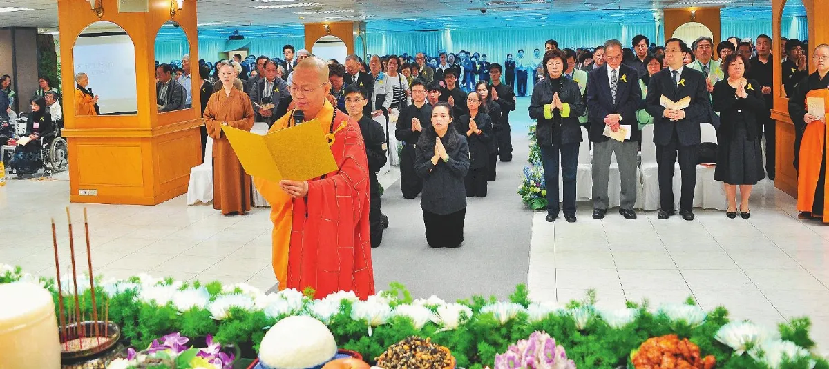 告別漸凍人陳宏 眨眼即永恆