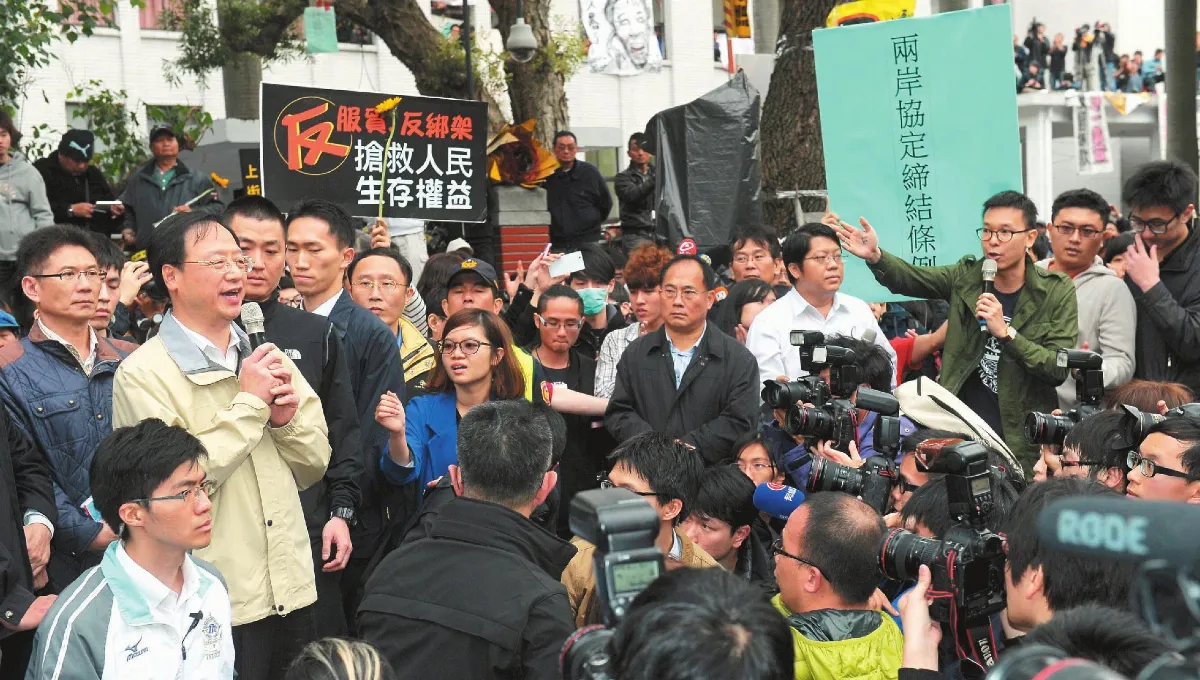 深入陣地 江揆有口難言