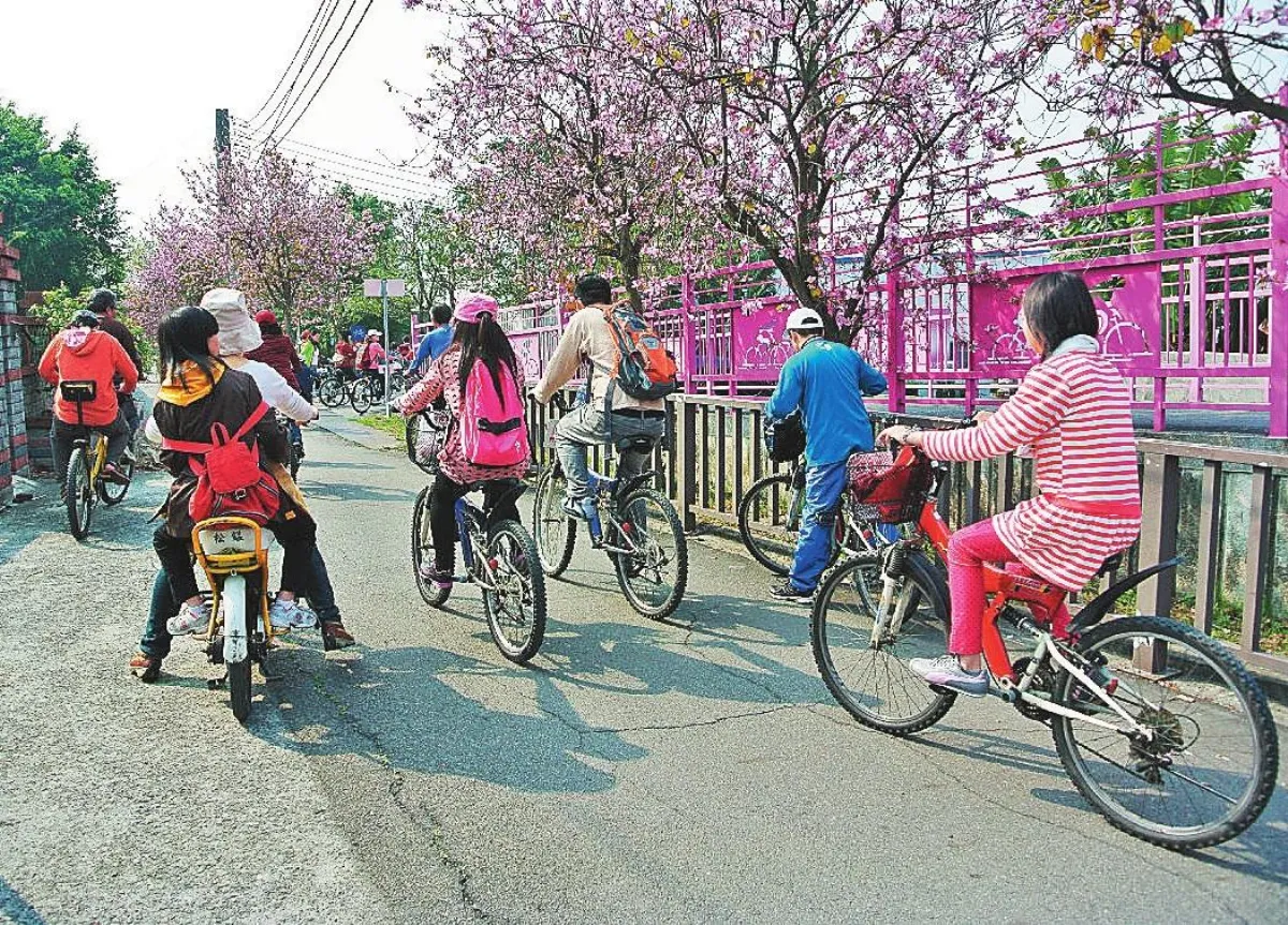 罕見疾病童 單車出遊圓夢