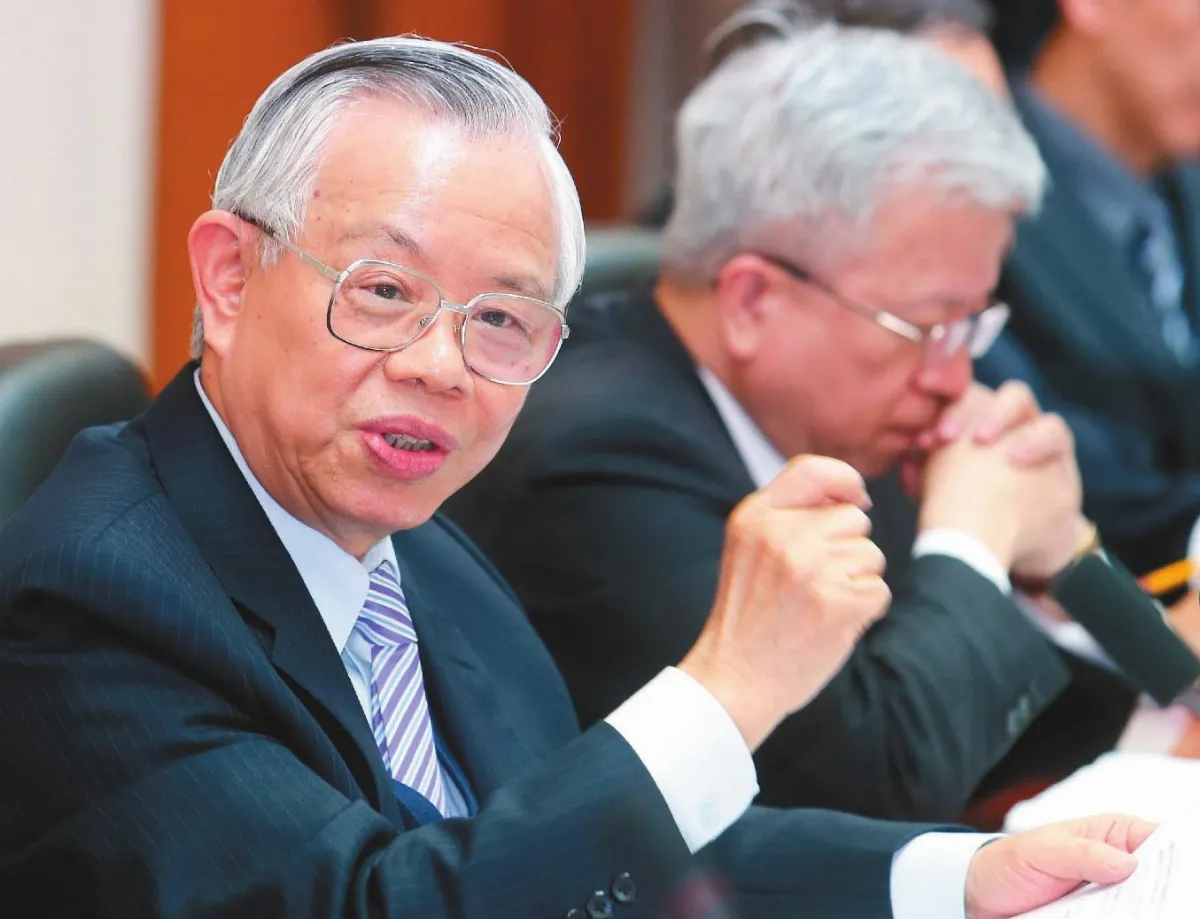 彭版服貿懶人包取大於給就簽