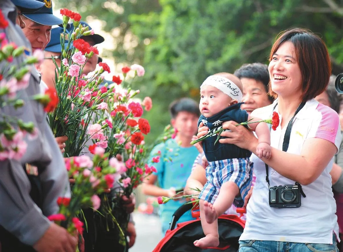 馬允監督法制化 不退服貿