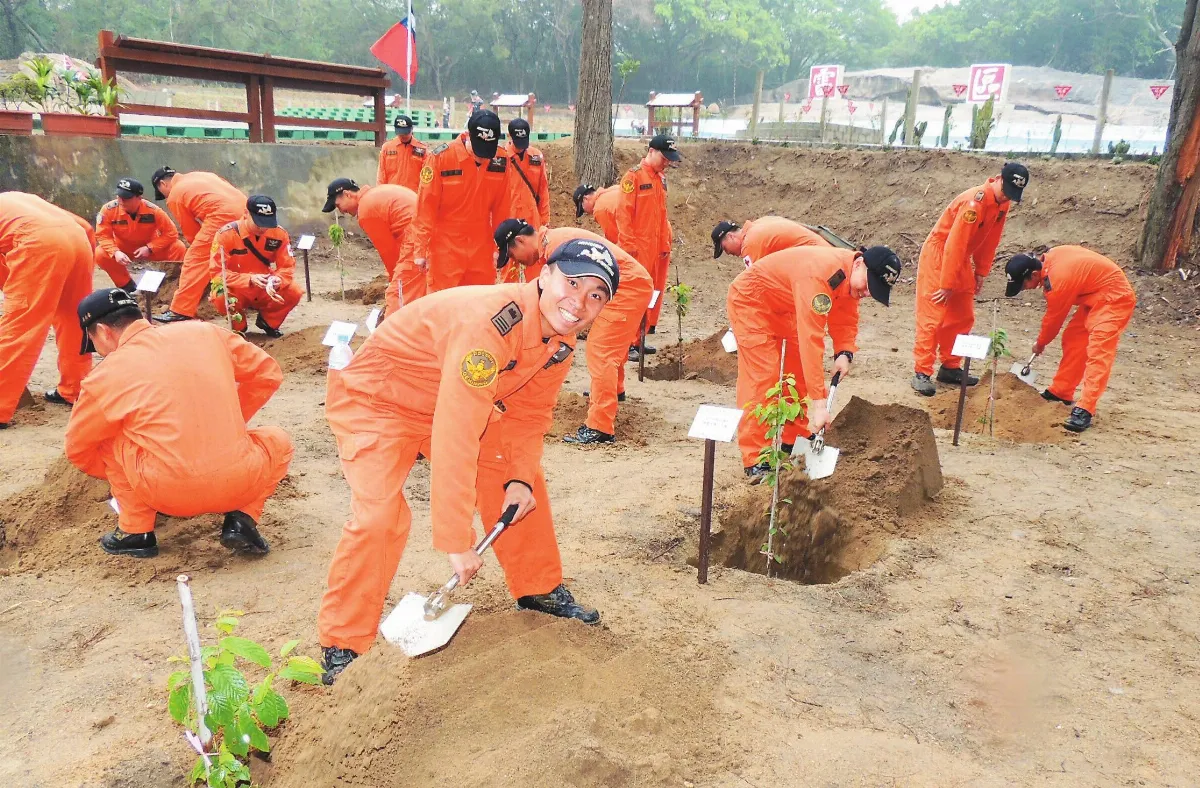 雷區BYE BYE！金門排雷大隊解編