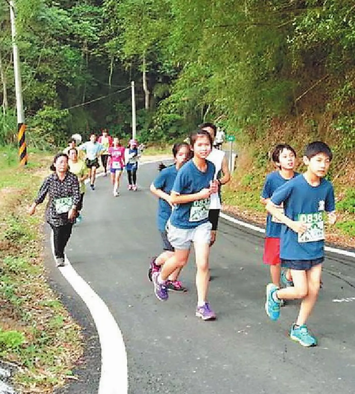 僑樂國小環湖畢業長跑 收心兼甩肉