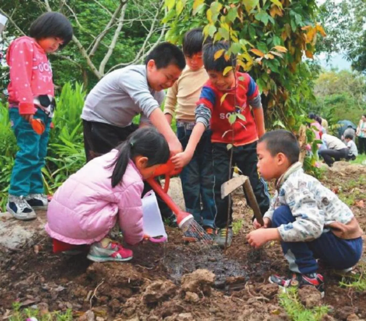 永安國小 種六百株希望樹