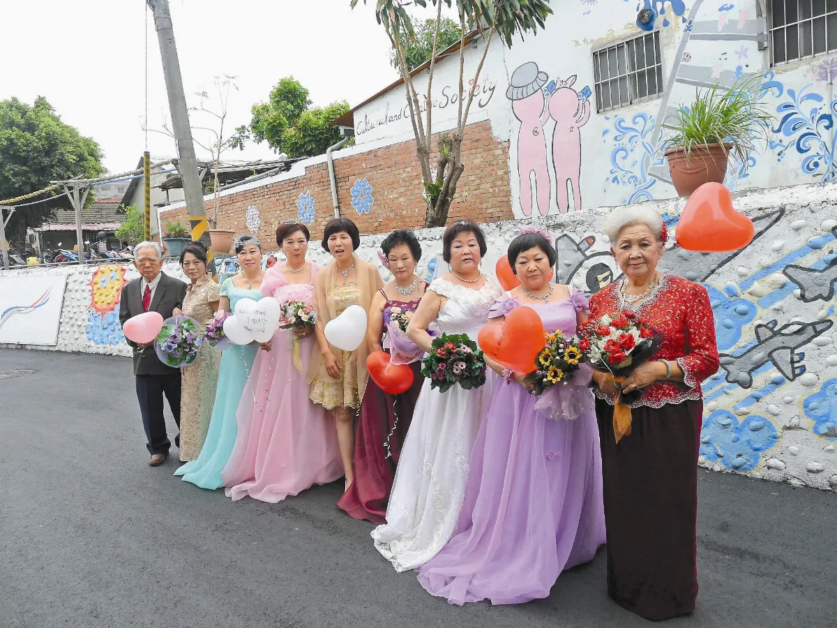 花甲拍婚紗 爺奶圓夢