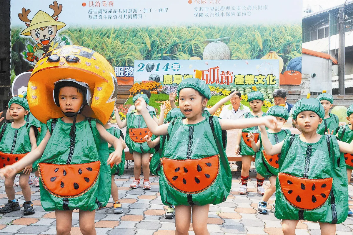 西瓜節暖場 幼兒跳西瓜舞