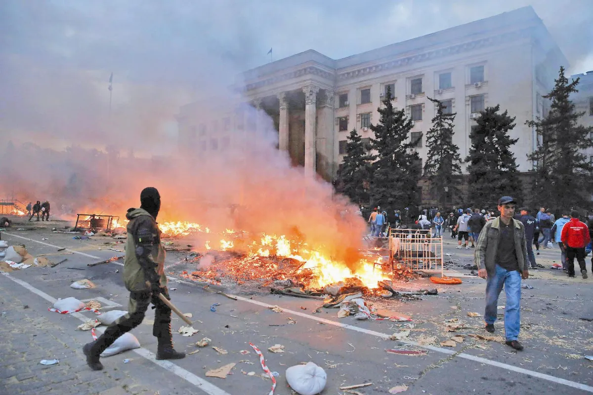 烏危機惡化 南部城遭縱火43死