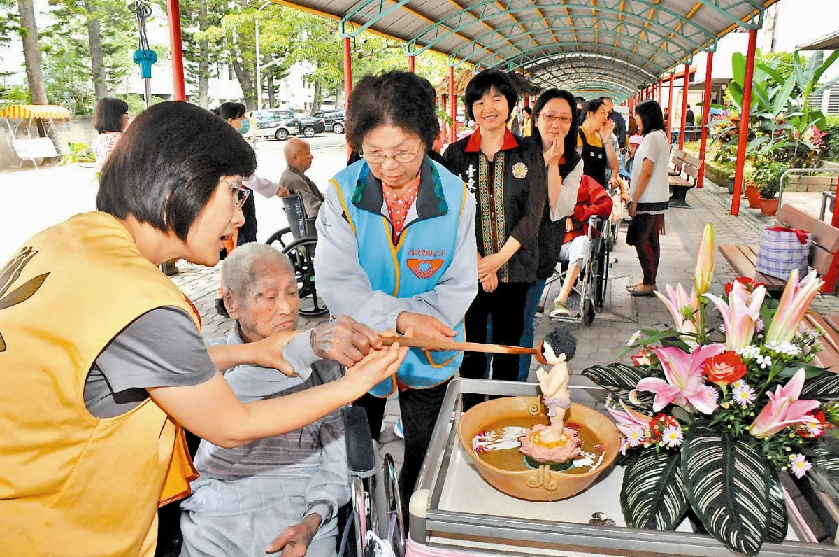 日光寺佛祖車 沿花東海岸遶境