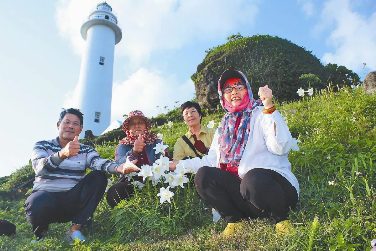 二度就業叔嬸 重現綠島百合風采