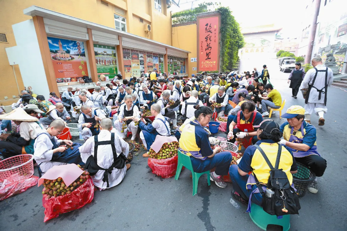 歡喜付出 祝福消費者健康