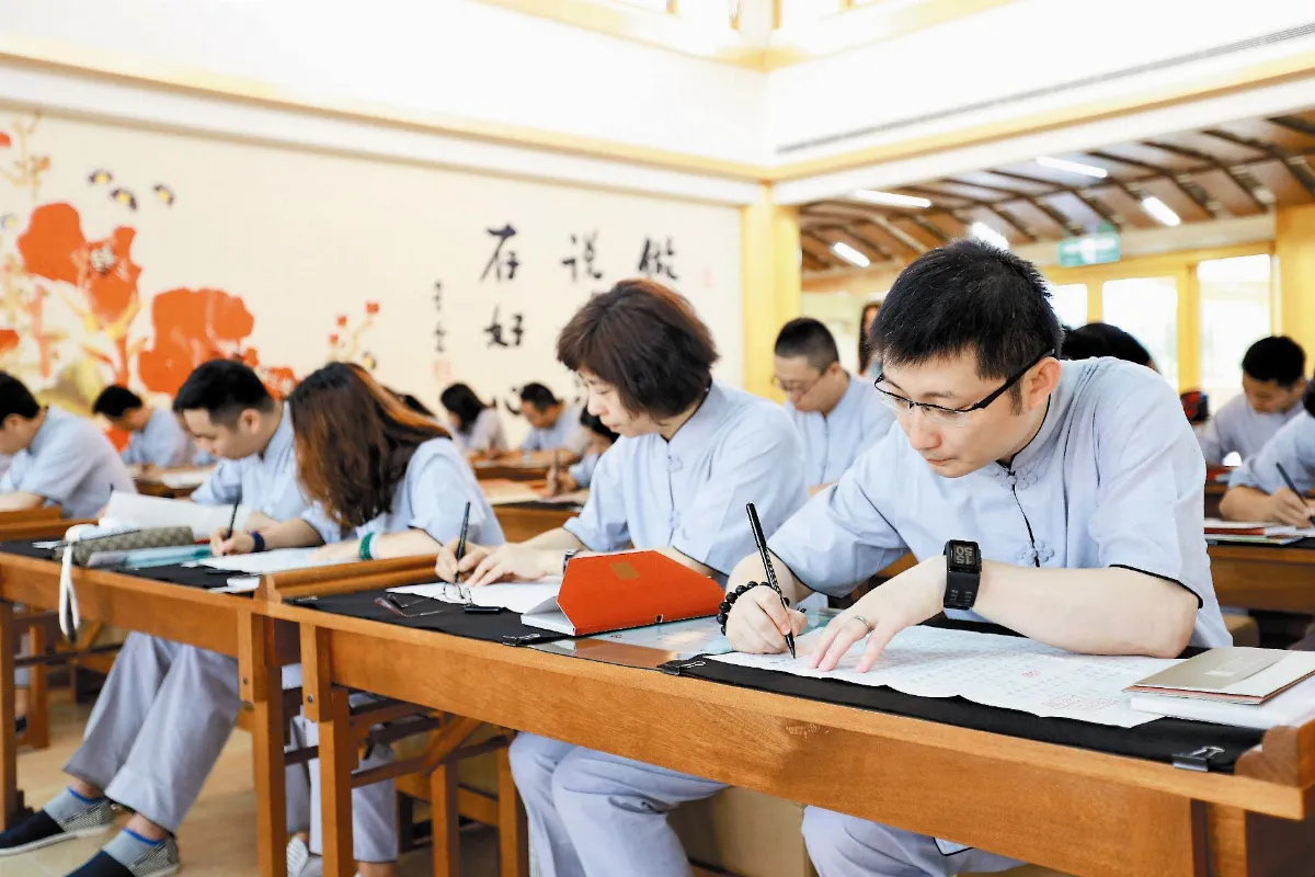陸媒體人 抄經享禪悅