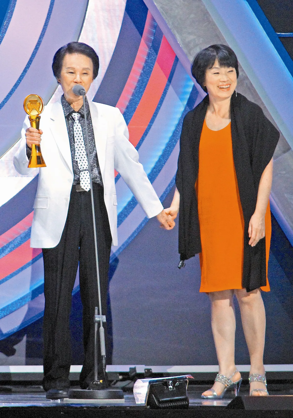 寶島歌王 文夏 以台語歌連結兩代台灣人共同記憶