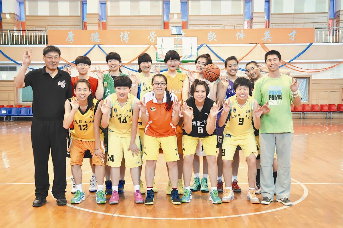 三好體育協會 2014佛光盃 女籃群像 7/2～7/7開戰 大連理工 團結苦練磨球技