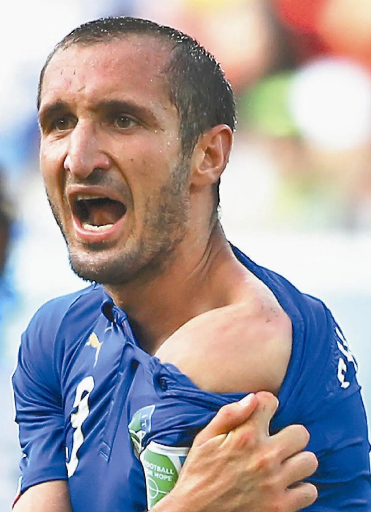 鋼牙蘇 咬斷義大利晉級路