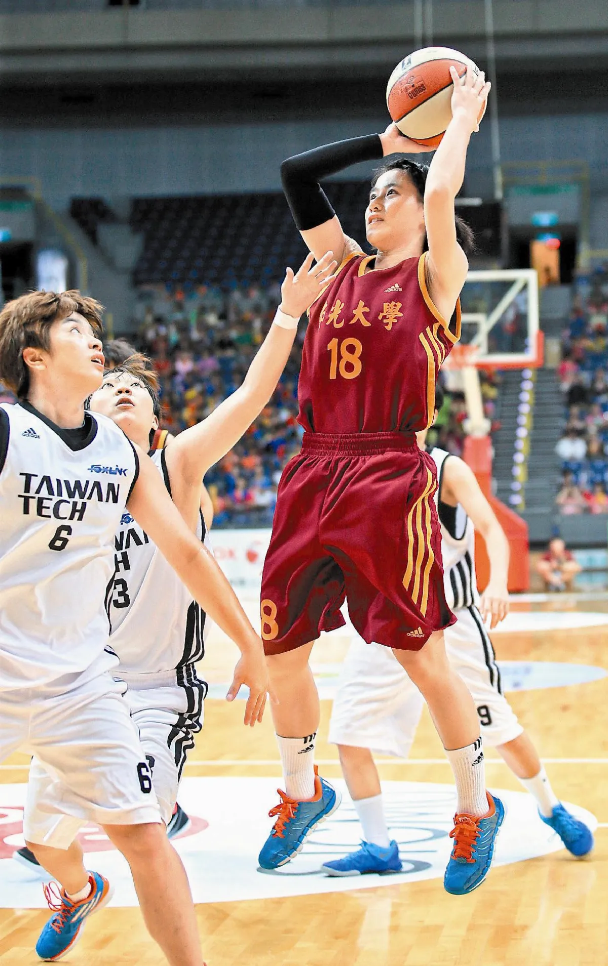 2014 佛光盃國際大學籃球邀請賽 女子組4強 出線2個半
