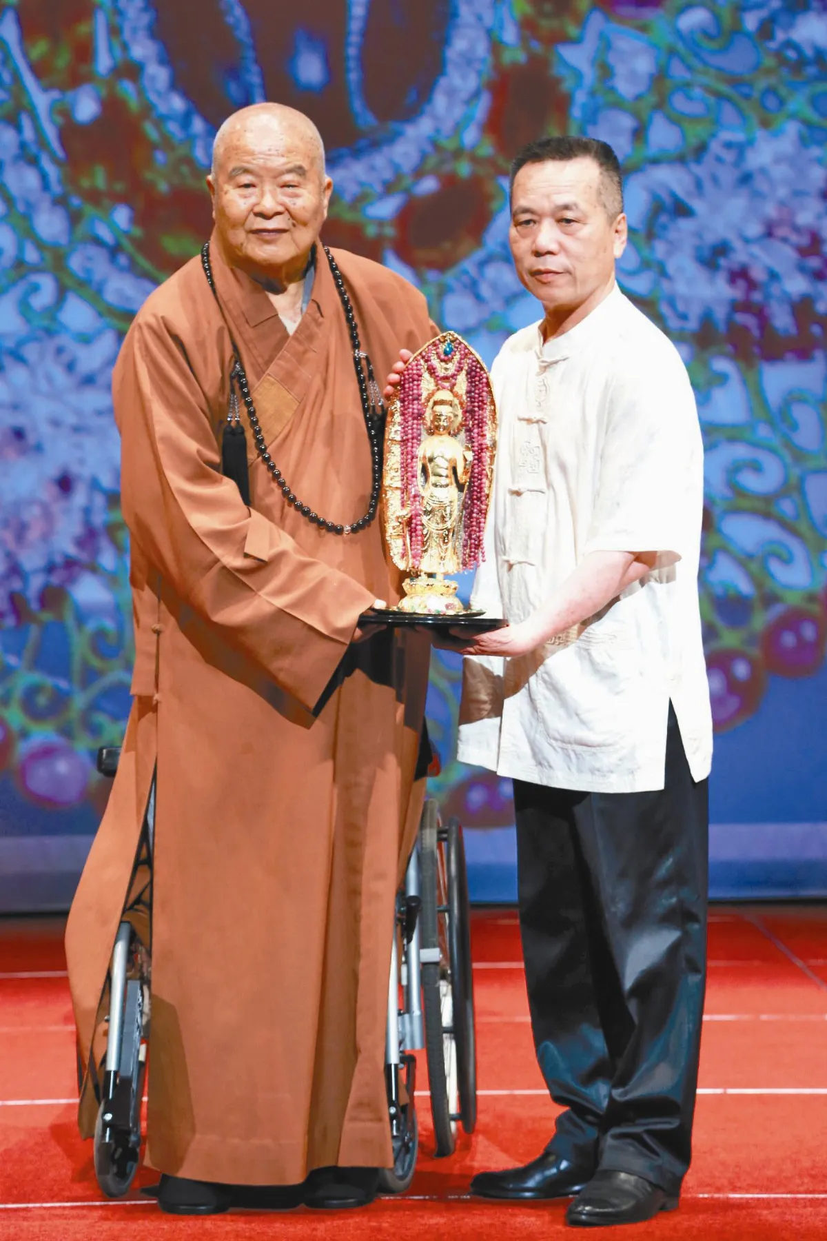 許伯夷佛館出發 帶給全世界圓滿