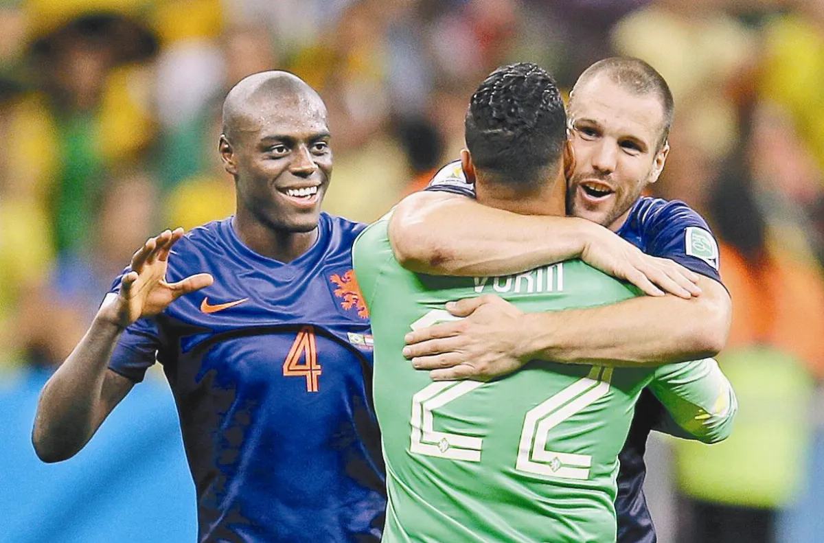 第93分鐘讓3號門將露臉 又見神調度 荷全員登場創紀錄