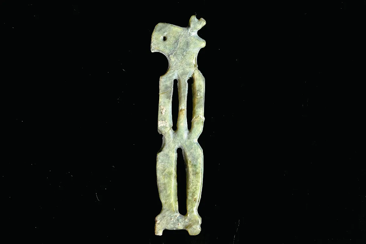 距今2500年 人獸形玉器南科出土