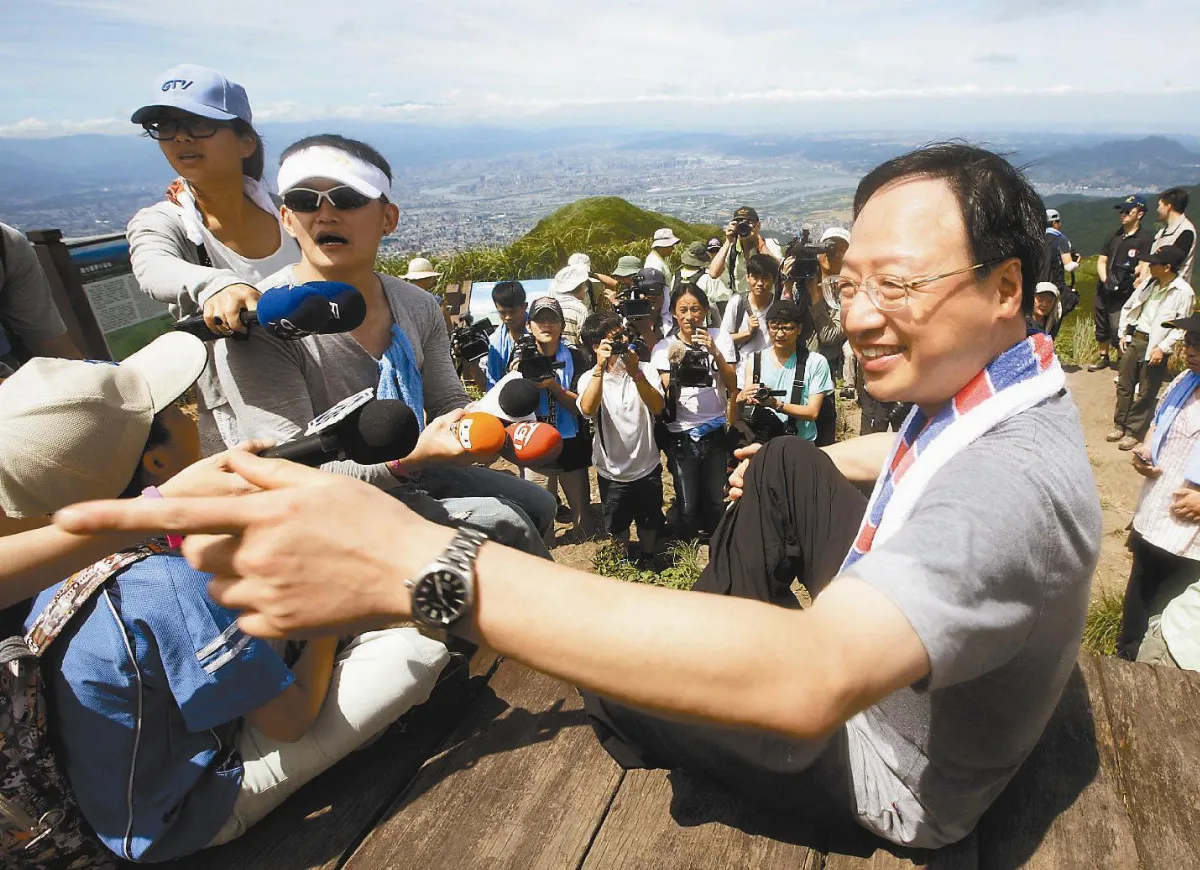 登七星山練腳力 內閣人事 江揆：可能需2至4周徵詢