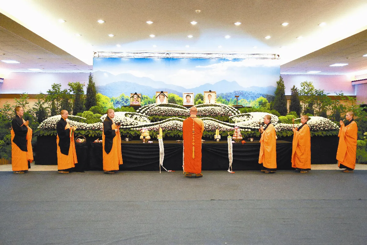 「回家了！」 空難7罹難遺體抵高雄