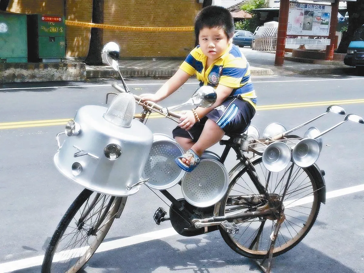 鍋碗瓢盆 打造機器人戰車
