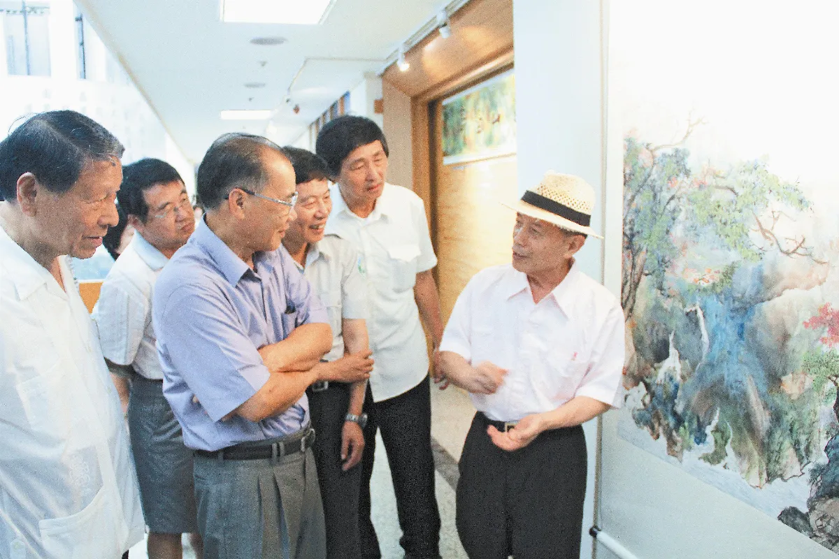 關心高雄氣爆災民 簡文秀獻唱義賣CD