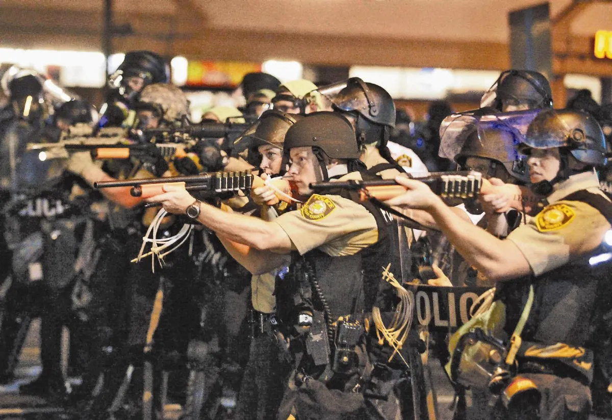 歐巴馬籲冷靜 密州暴動持續 2人傷31被捕