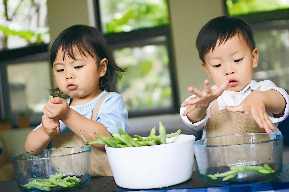 折豆子 訓練小小孩手眼協調