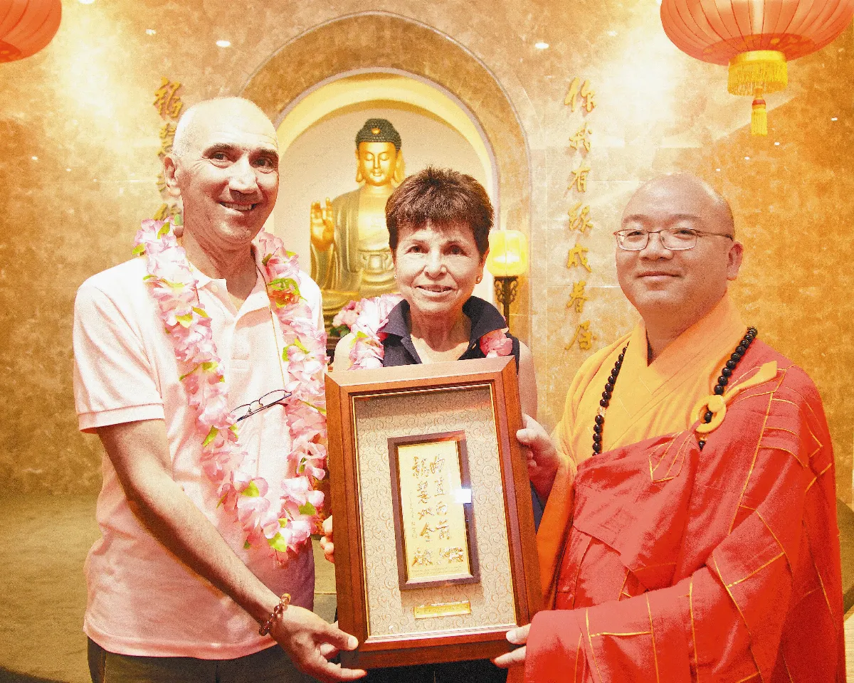 天主教醫生結婚40周年 佛館慶祝