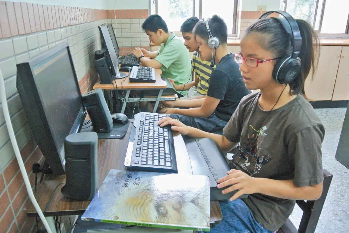 惠明盲校有聲書庫 盲生聽故事