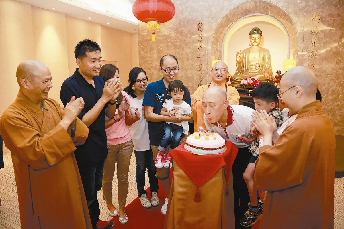 子女巧安排 陳嘉隆歡度60大壽